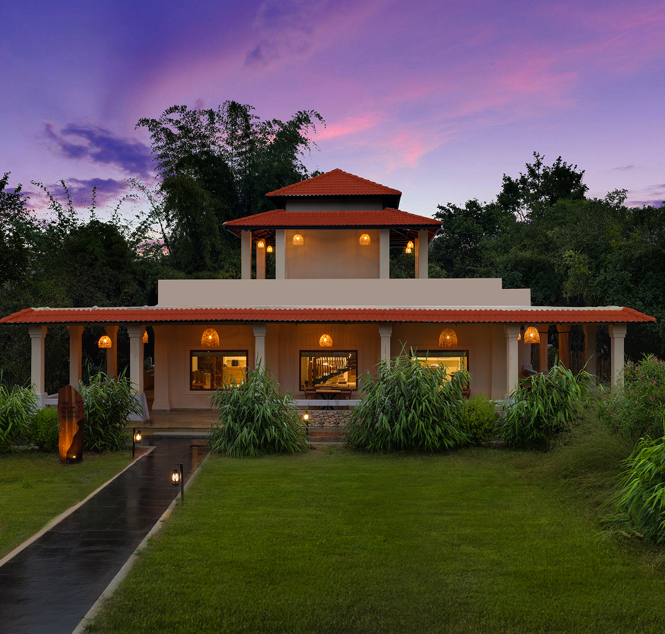 Kanha Lodge
